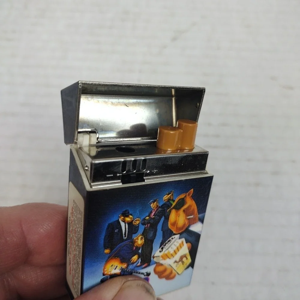 VTG CAMEL Y2K Motorcycle Joe 90's THE HARD PACK Flip-Top Lighter
